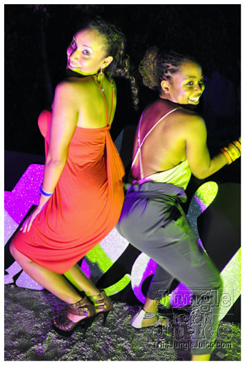 bathsheba_experience_2011-072