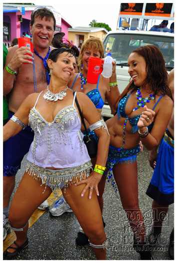 kadooment_day_2011_pt1-186