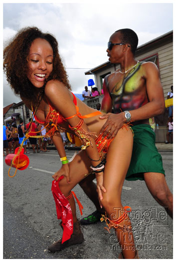 kadooment_day_2011_pt1-215
