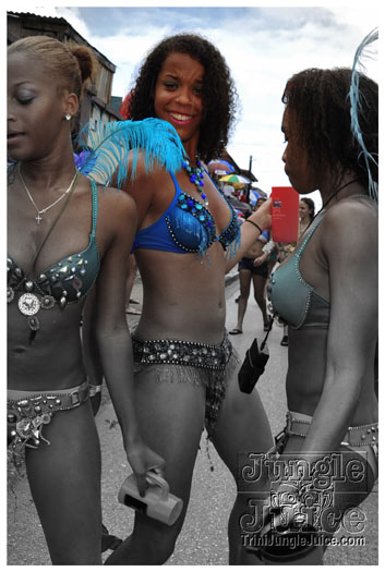 kadooment_day_2011_pt1-221