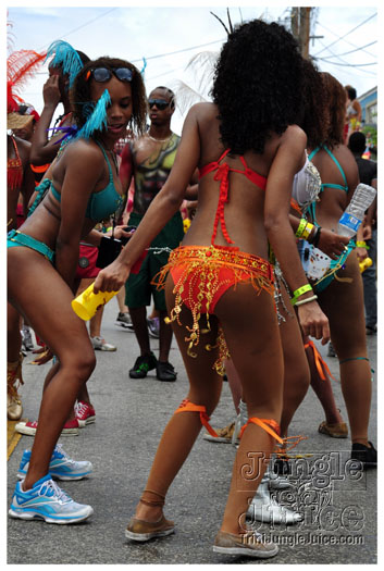 kadooment_day_2011_pt1-226