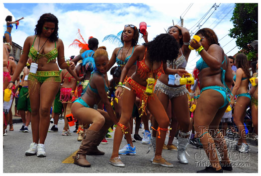 kadooment_day_2011_pt1-227