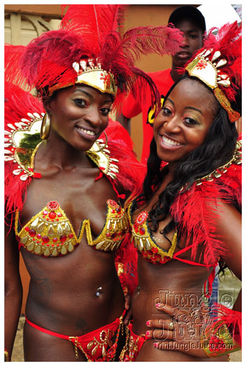 kadooment_day_2011_pt1-234