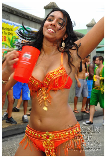 kadooment_day_2011_pt1-242