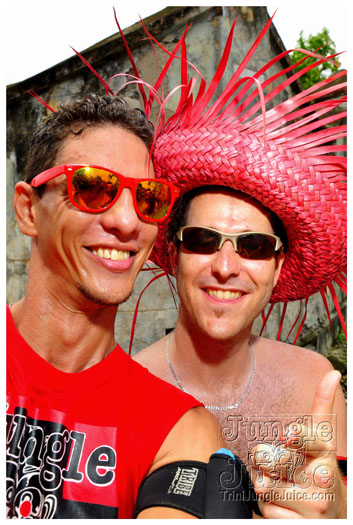 kadooment_day_2011_pt1-248
