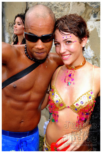 kadooment_day_2011_pt1-266