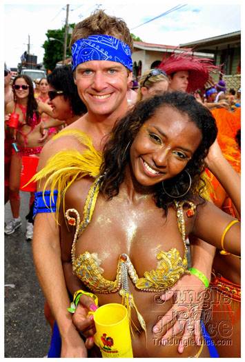kadooment_day_2011_pt1-275