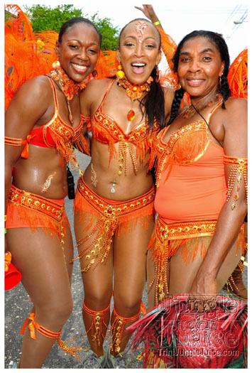 kadooment_day_2011_pt1-289
