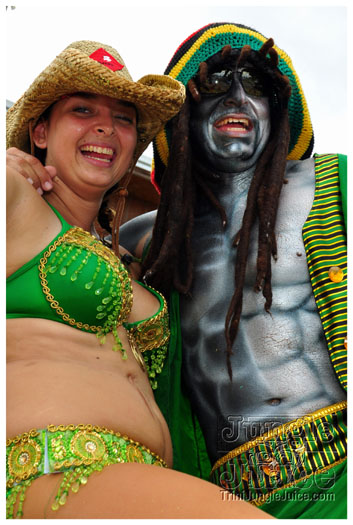 kadooment_day_2011_pt1-293