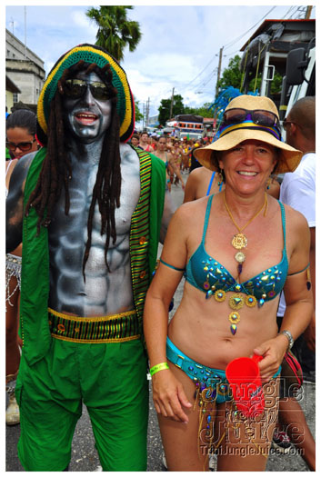 kadooment_day_2011_pt1-299