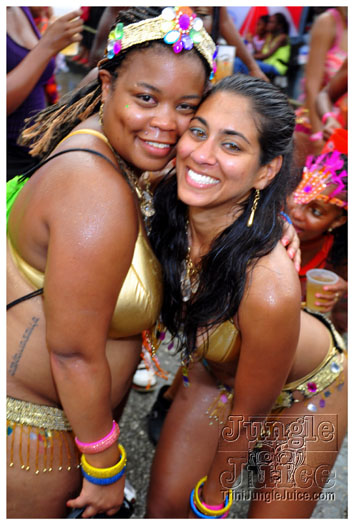 kadooment_day_2011_pt2-165