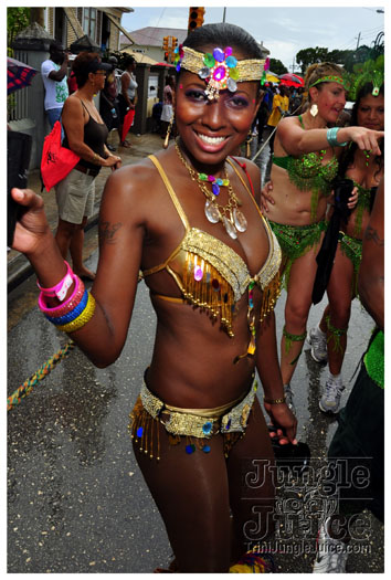 kadooment_day_2011_pt2-172