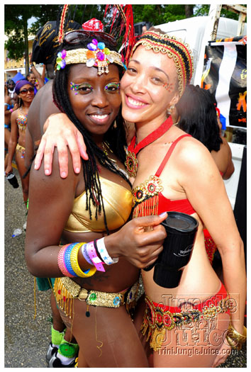 kadooment_day_2011_pt2-213