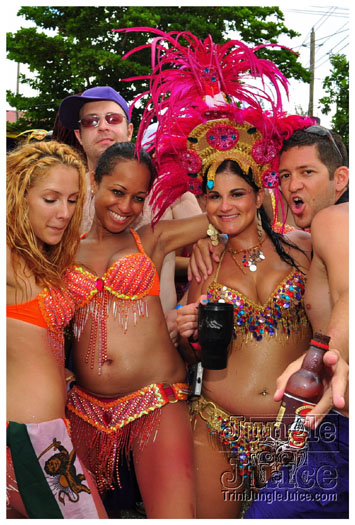 kadooment_day_2011_pt2-225