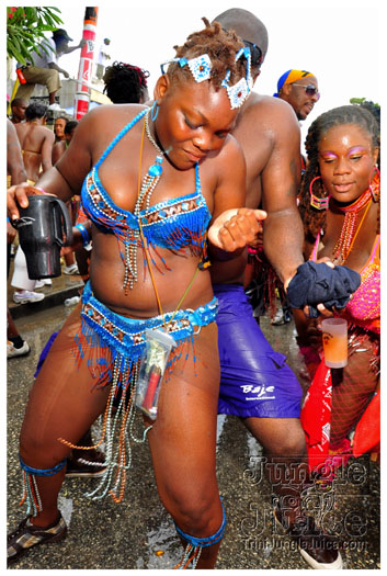 kadooment_day_2011_pt2-230