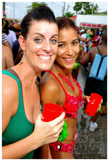 kadooment_day_2011_pt2-232
