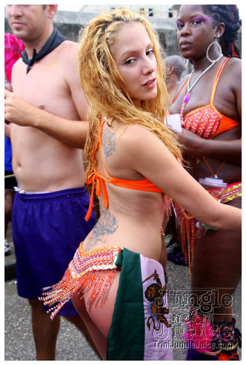 kadooment_day_2011_pt2-255