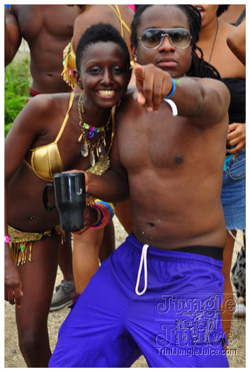 kadooment_day_2011_pt2-267