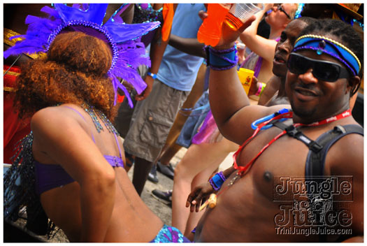 kadooment_day_2011_pt3-188