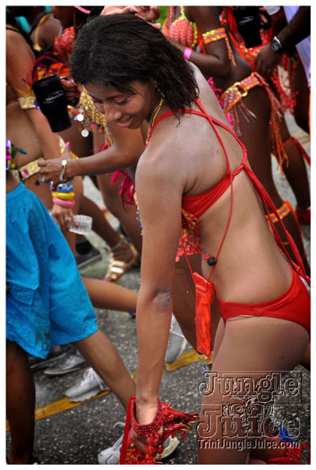 kadooment_day_2011_pt3-189