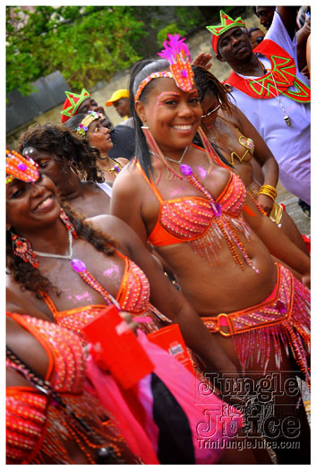 kadooment_day_2011_pt3-194