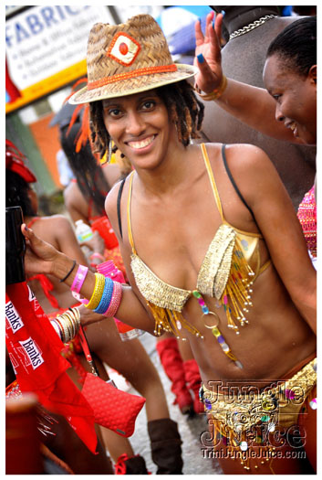 kadooment_day_2011_pt3-196