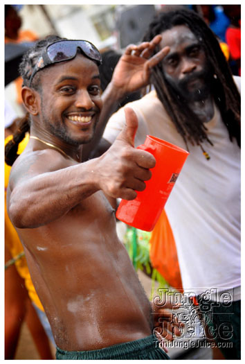 kadooment_day_2011_pt3-197