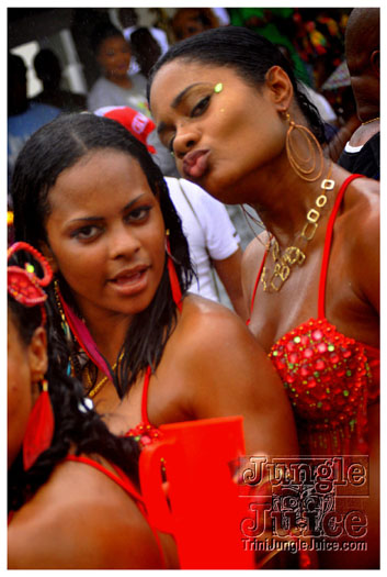 kadooment_day_2011_pt3-203
