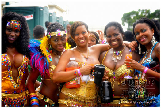kadooment_day_2011_pt3-207