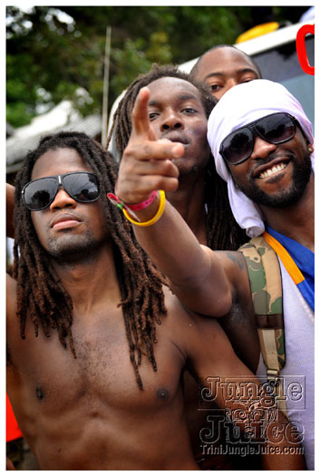 kadooment_day_2011_pt3-217