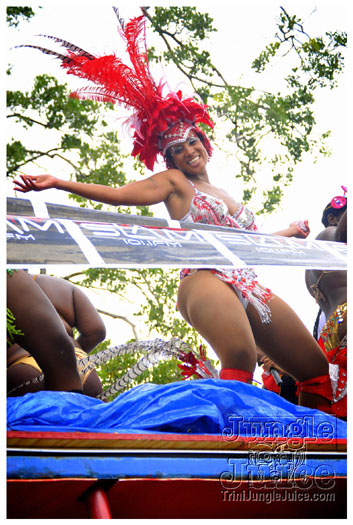kadooment_day_2011_pt3-235
