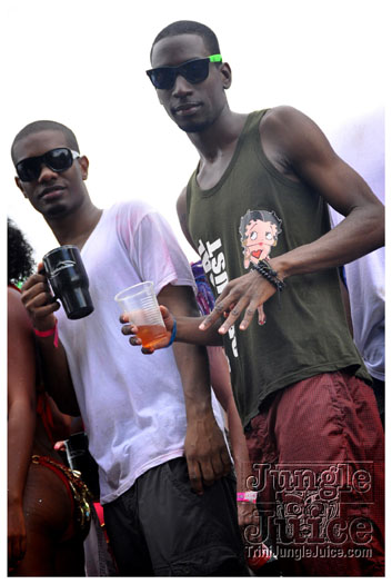 kadooment_day_2011_pt3-242