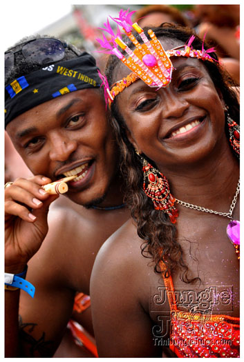 kadooment_day_2011_pt3-252