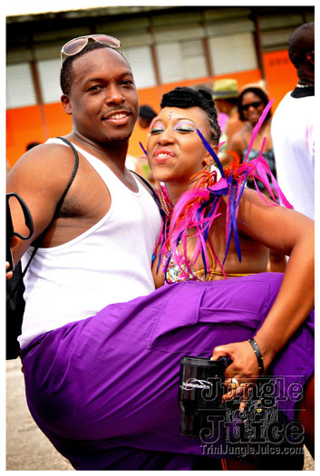 kadooment_day_2011_pt3-267