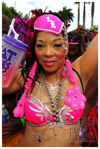miami_carnival_2011_part1-085