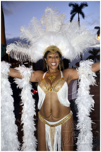 miami_carnival_2011_part3-256