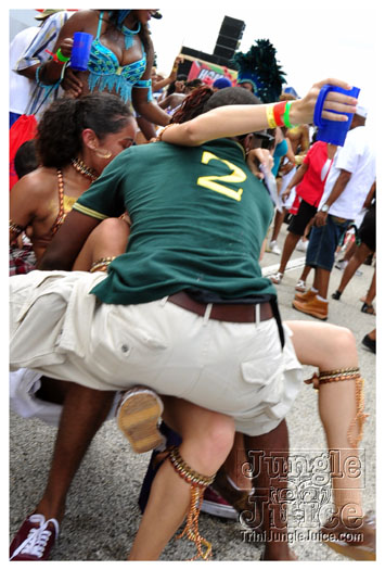 miami_carnival_2011_part4-222