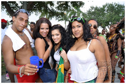 miami_carnival_2011_part5-166