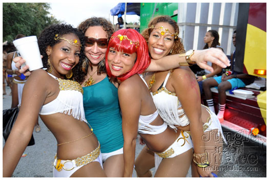 miami_carnival_2011_part5-173