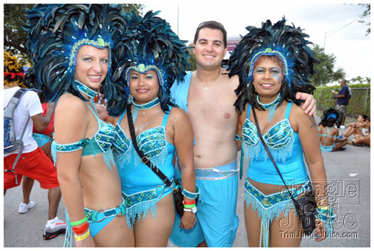 miami_carnival_2011_part5-178