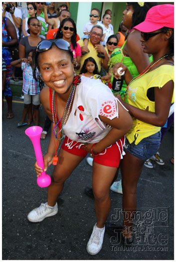 cayman_carnival_2011_part2-171