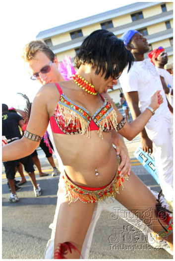 cayman_carnival_2011_part2-201