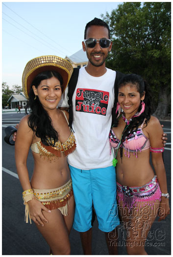 cayman_carnival_2011_part2-255