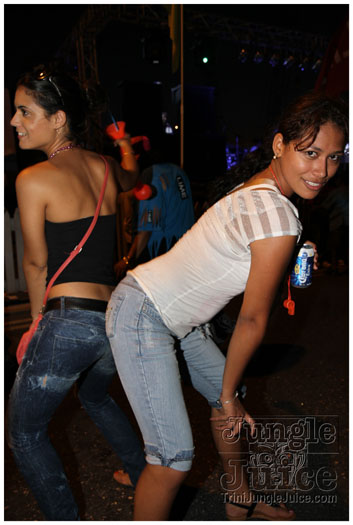cayman_carnival_2011_part2-287