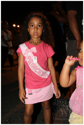 cayman_carnival_2011_part2-290