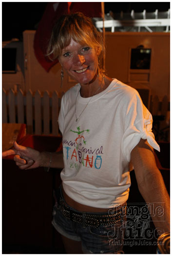 cayman_carnival_2011_part2-296