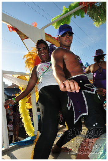 cayman_carnival_2011_part3-162