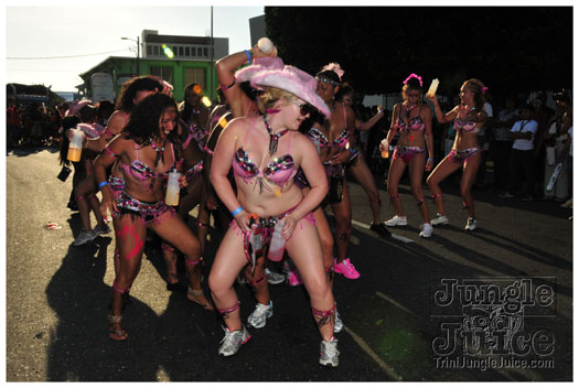 cayman_carnival_2011_part3-179
