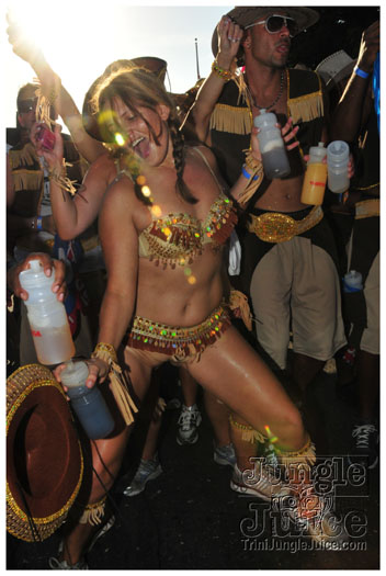 cayman_carnival_2011_part3-181