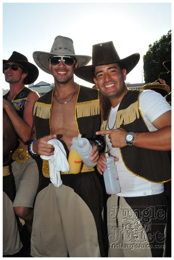 cayman_carnival_2011_part3-189